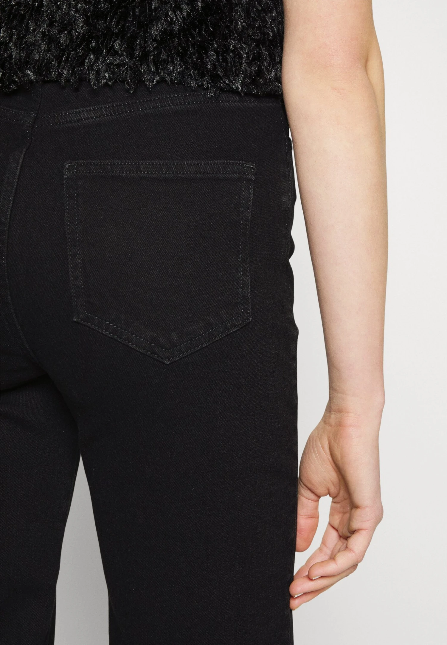 Jean Droit - Black Denim 6 Jean Droit - Black Denim – Image 4