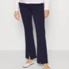 Maternity Business Flare - Pantalon De Survêtement - Dark Blue 1 Maternity Business Flare - Pantalon De Survêtement - Dark Blue -Anna Field Boutique 1230739c5f30425cbb83b075c1b897cb