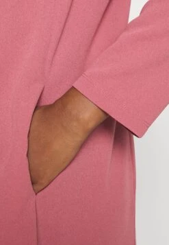 Manteau Court - Rose 13 Manteau Court - Rose -Anna Field Boutique 14b494cb71a04bf99b3e1557e8465d31