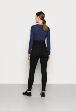 Jean Slim - Black -Anna Field Boutique 15b1cce71f254dddbb5ccd3973f543a8