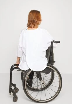 Anna Field T-Shirt Imprimé - White 17 Anna Field T-Shirt Imprimé - White -Anna Field Boutique 2481ef0adf6c4418b5214285659868fc