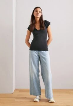 Anna Field T-Shirt Basique - Black 10 Anna Field T-Shirt Basique - Black -Anna Field Boutique 2d795c2eff554fd889a03f04fe36408e