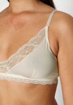 Anna Field 2 Pack - Soutien-Gorge Triangle - Pink/Blue 15 Anna Field 2 Pack - Soutien-Gorge Triangle - Pink/Blue -Anna Field Boutique 2e616ce5c0d445898b628dc75b3a135d