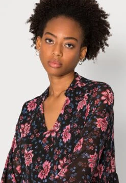 Anna Field Robe De Jour - Blue/Red -Anna Field Boutique 35879973b3dc43078601c5e41fdb050e