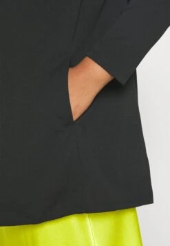 Manteau Court - Black 17 Manteau Court - Black -Anna Field Boutique 3c975db877c949069bd673c08e31d5ba