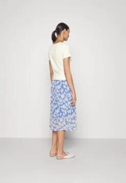 Anna Field Gilet - 003 - Off-White -Anna Field Boutique 5a62c35cf89046b1b495a21085772e54