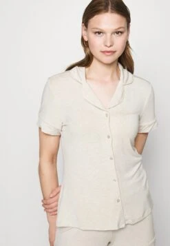 Anna Field Button Through Pj Set - Pyjama - Beige 12 Anna Field Button Through Pj Set - Pyjama - Beige -Anna Field Boutique 6011447bf3a244329ca8a4fa7de63828