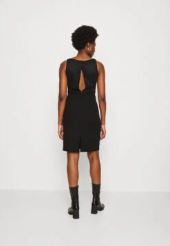 Anna Field Robe En Jersey - Black 10 Anna Field Robe En Jersey - Black -Anna Field Boutique 62fb9202554342c18c1d3d4ae975d894