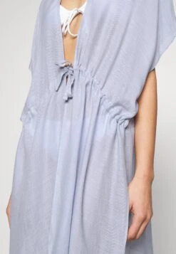 Anna Field Printed Short Kimono / 606 - Khaki_003 - Off-White - Accessoire De Plage - 502 - Blue 11 Anna Field Printed Short Kimono / 606 - Khaki_003 - Off-White - Accessoire De Plage - 502 - Blue -Anna Field Boutique 641e145d8ffb484d8fedef2a26e13426