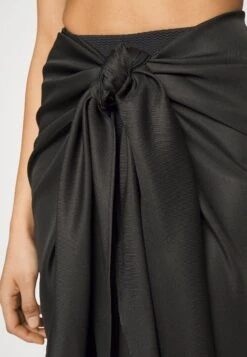 Anna Field Geo Print Sarong / 917 - Multi-Coloured - Jupe Portefeuille - 802 - Black -Anna Field Boutique 71da9d424dee400caf1e72f623f91e8a