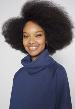 Anna Field Sweatshirt - Blue -Anna Field Boutique 7d89ebf7bb6d41c1a48a7aa591082d60