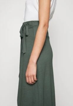 Anna Field Basic Wrap Over Midi Skirt - Jupe Trapèze - Light Green -Anna Field Boutique 9c1cdeaf760049968f1b7378bb6bed8a