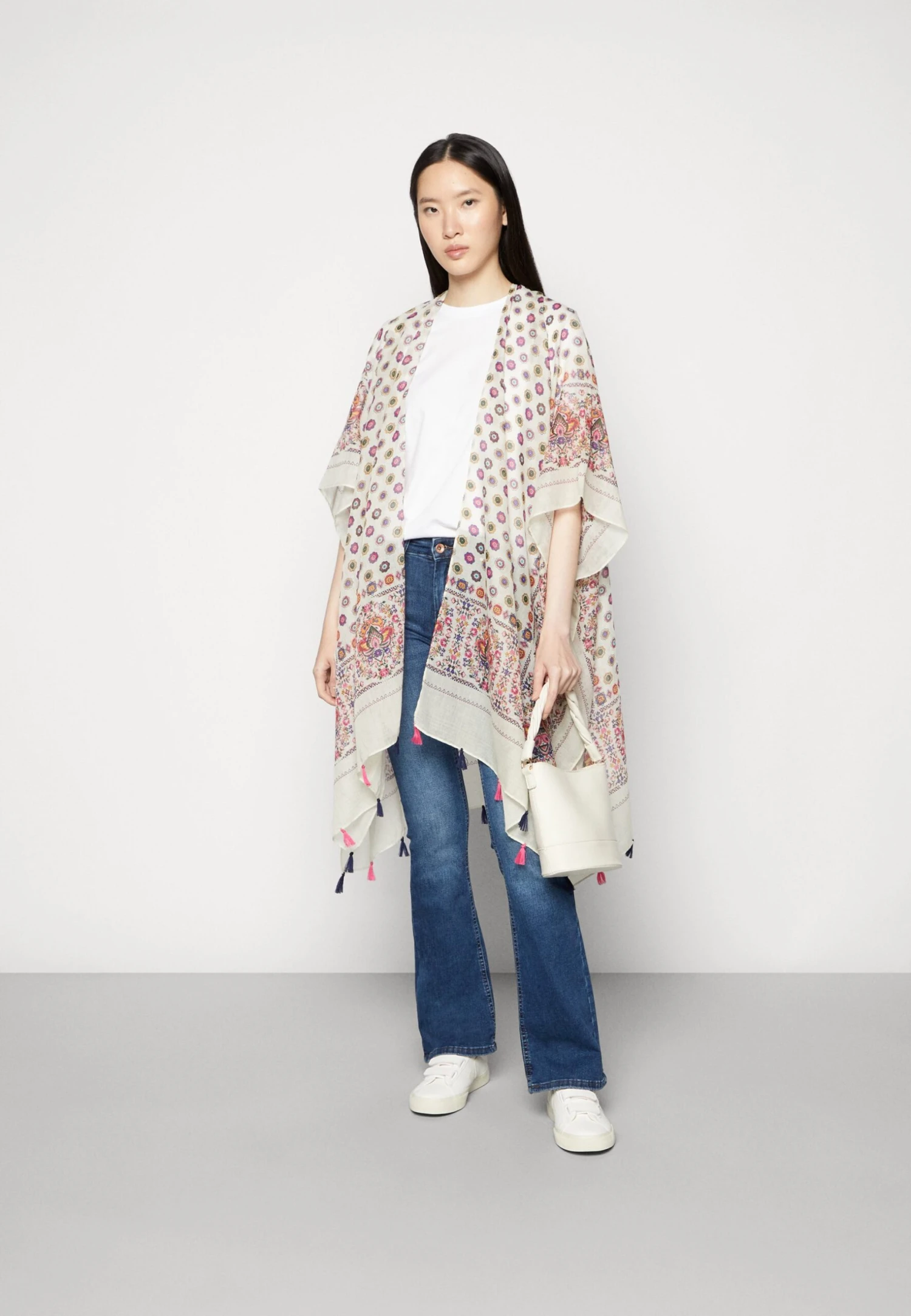 Anna Field Cape - Tan 4 Anna Field Cape - Tan – Image 2