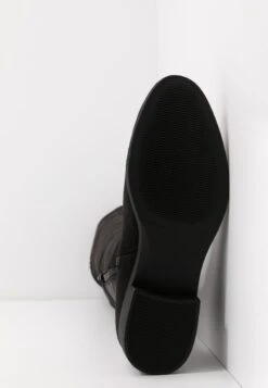 Anna Field Cuissardes - Black 15 Anna Field Cuissardes - Black -Anna Field Boutique ac312b596024413a8945fca78c004011