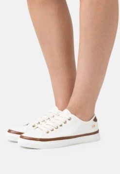 Wide Fit - Baskets Basses - White