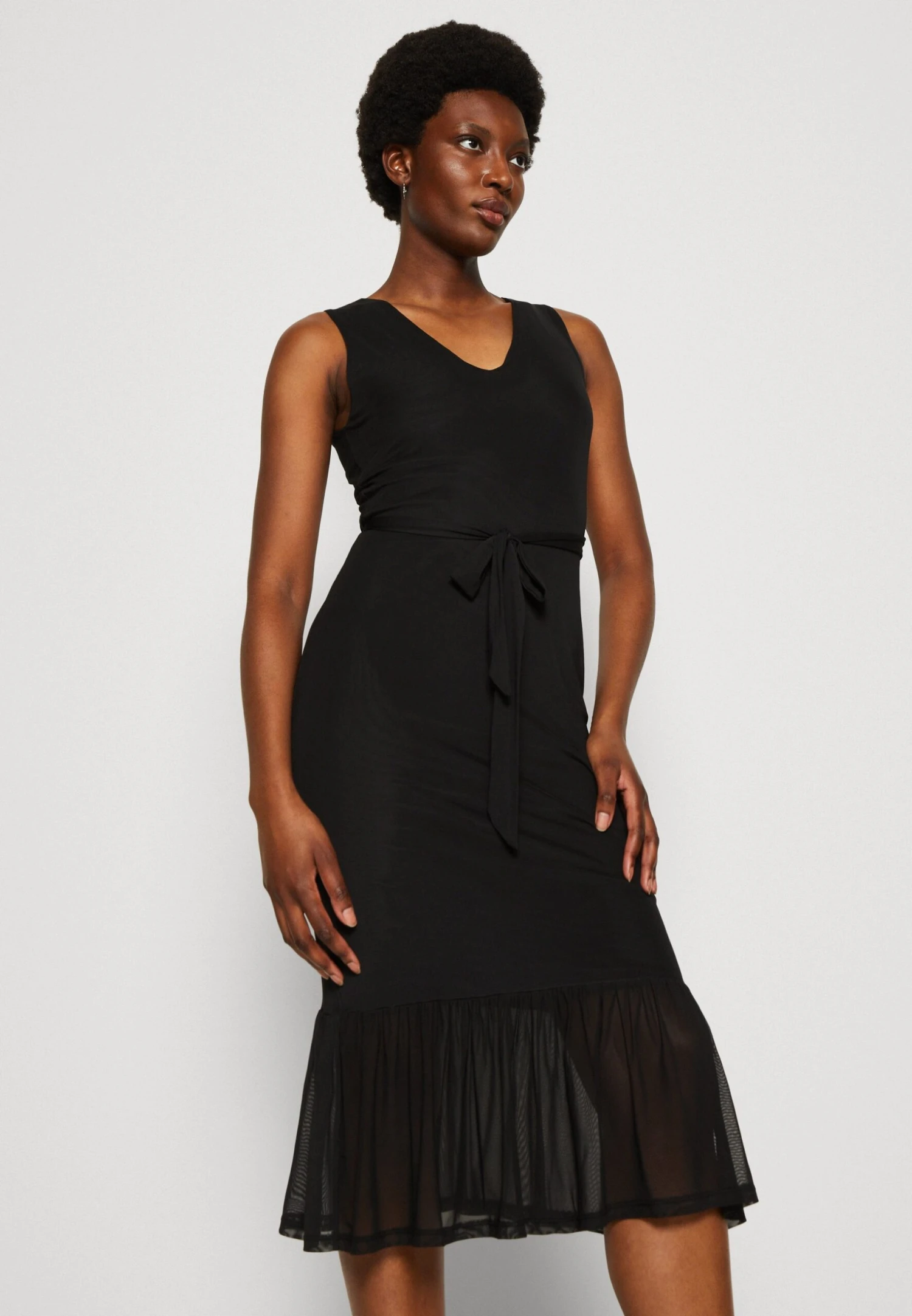 Anna Field Robe Fourreau - Black 8 Anna Field Robe Fourreau - Black – Image 6