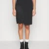 Panel Asymmetric Skirt - Minijupe - Black -Anna Field Boutique d5ccd0335cc34b099d27941d72b93392