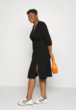 Robe En Jersey - Black 11 Robe En Jersey - Black -Anna Field Boutique d6ae6541584f40adaf24a28715b8943b