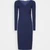 Anna Field V Ausschnitt Bodycon Midi Strickkleid - Robe Fourreau - Dark Blue 2 Anna Field V Ausschnitt Bodycon Midi Strickkleid - Robe Fourreau - Dark Blue -Anna Field Boutique ed11e698775342b484610be5fd9d769f