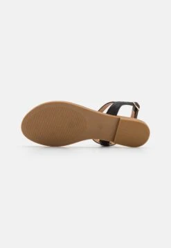 Anna Field Tongs - Black -Anna Field Boutique f5fa1833aed34ec48e10cde1181625e3