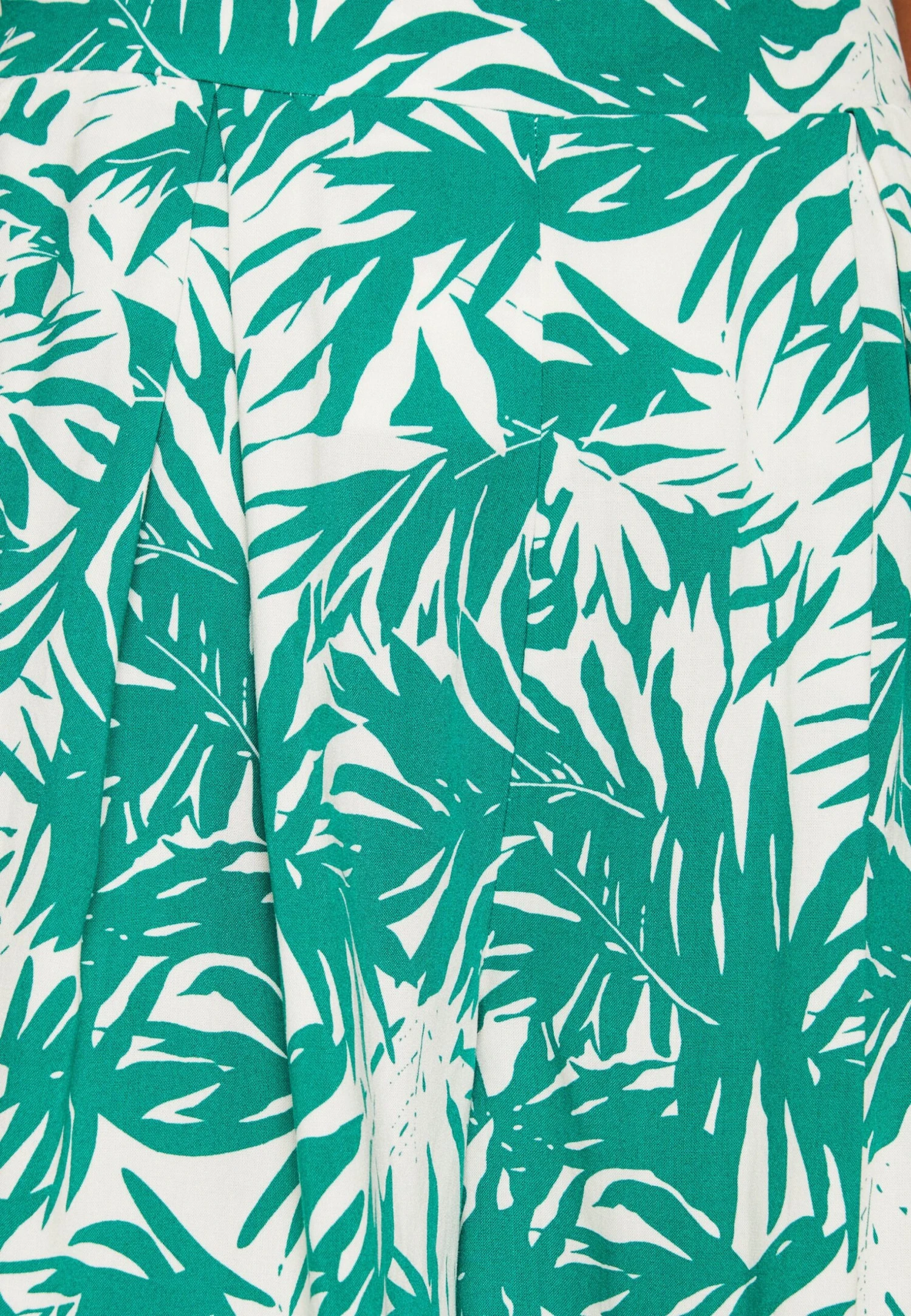 Anna Field Short - Green/Off White 8 Anna Field Short - Green/Off White – Image 6